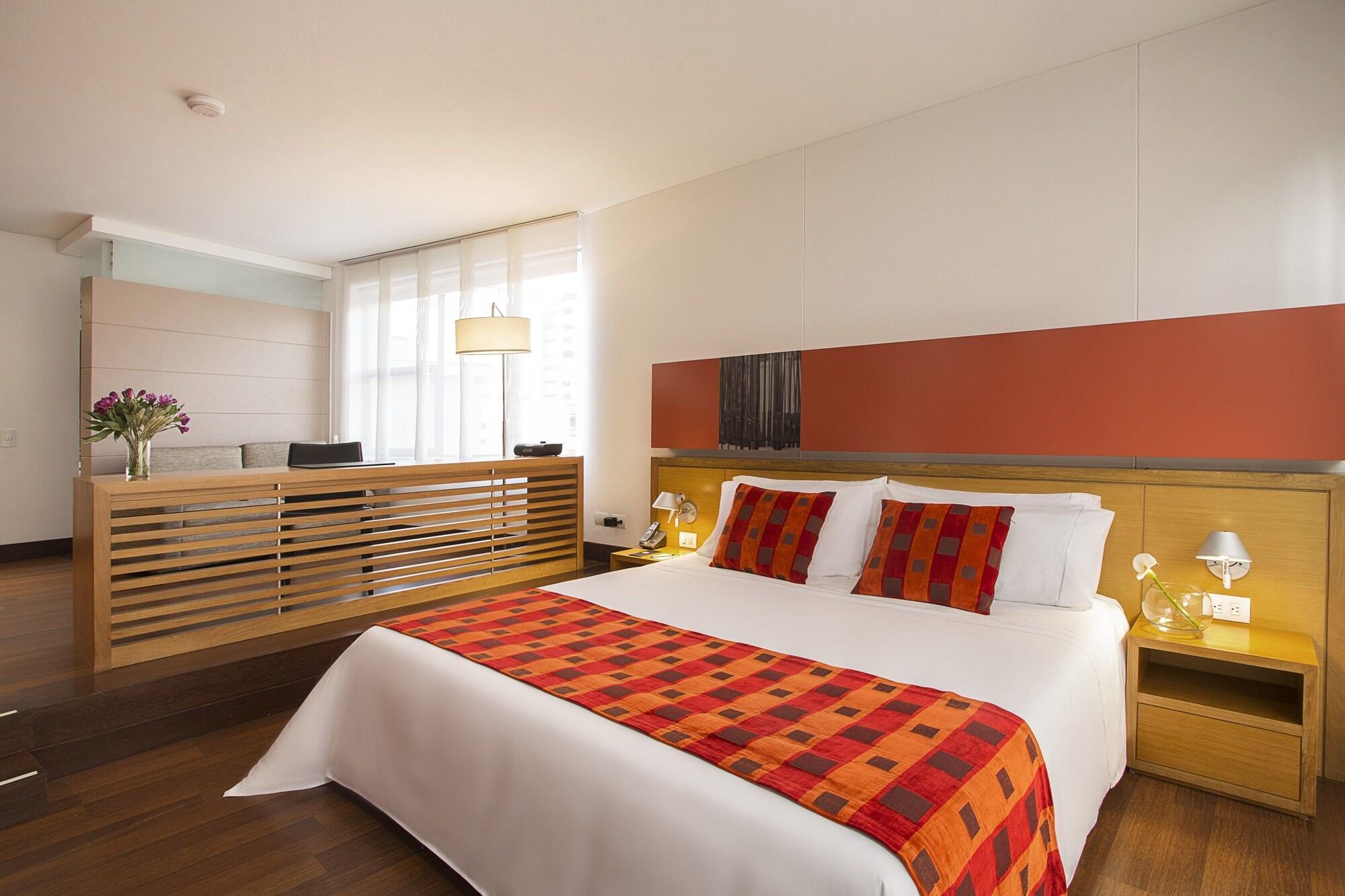 Hotel Bh La Quinta Bogota Bagian luar foto