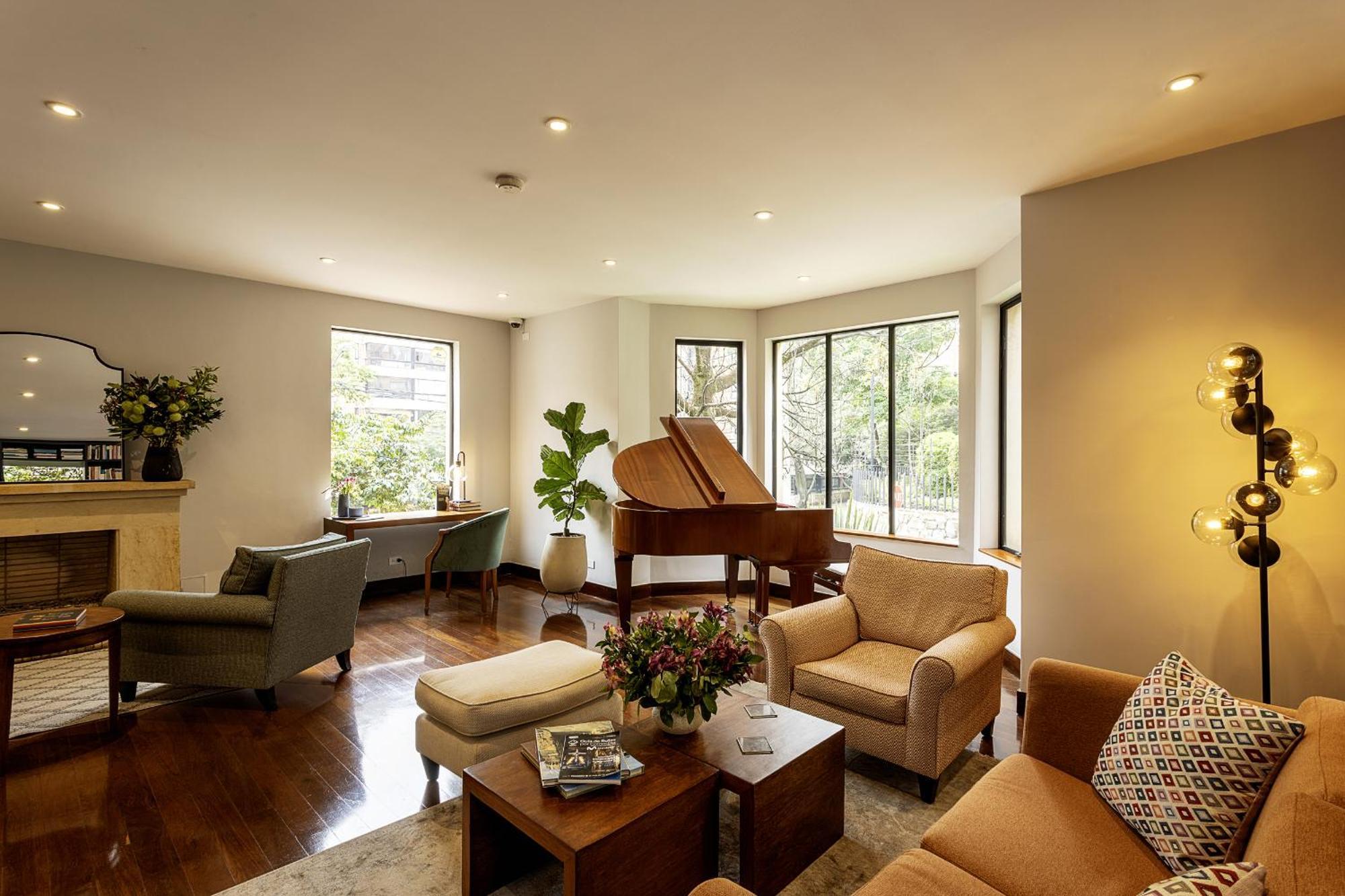 Hotel Bh La Quinta Bogota Bagian luar foto