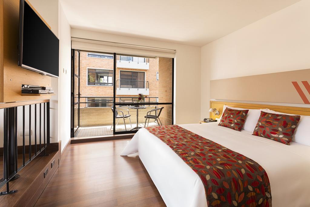 Hotel Bh La Quinta Bogota Bagian luar foto