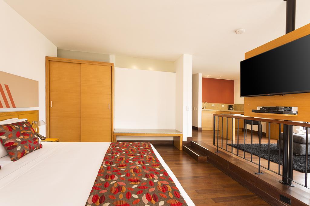 Hotel Bh La Quinta Bogota Bagian luar foto