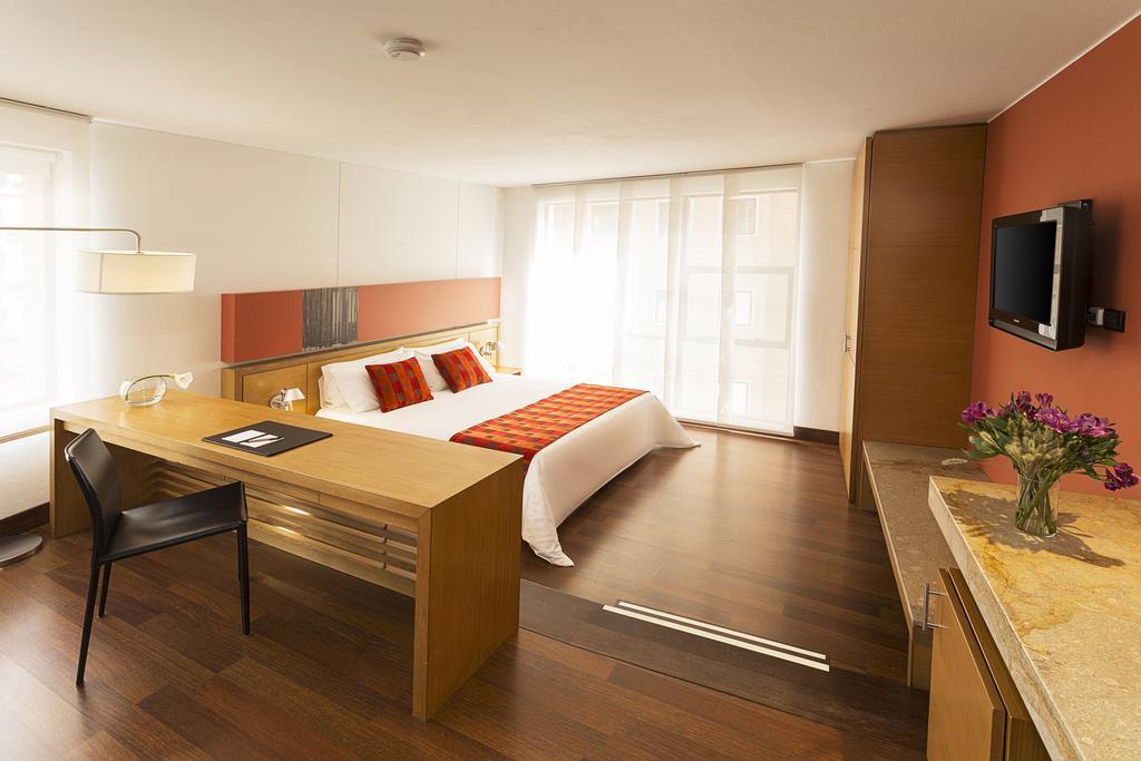 Hotel Bh La Quinta Bogota Bagian luar foto