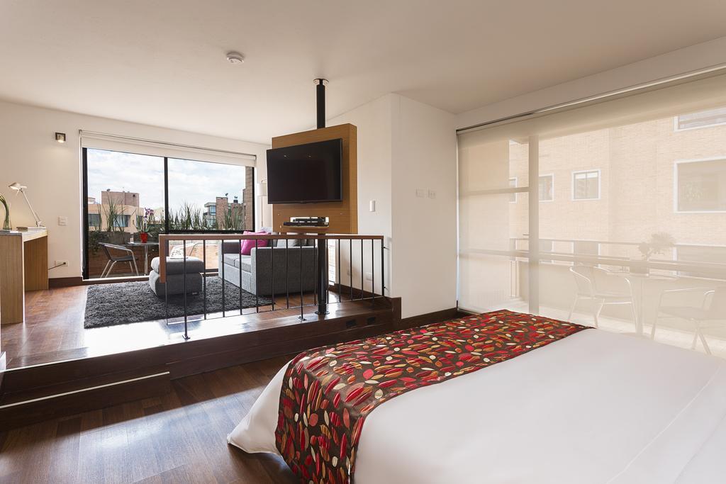 Hotel Bh La Quinta Bogota Bagian luar foto
